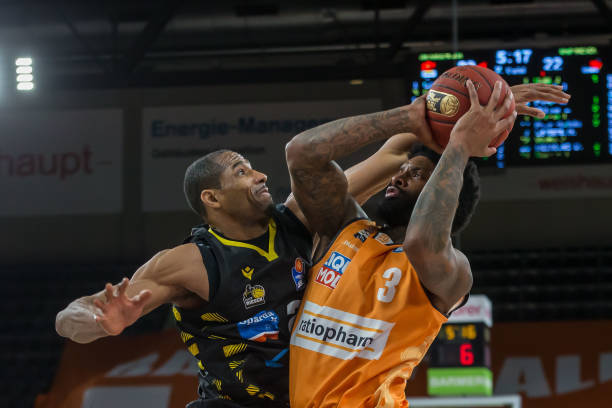 足球不仅仅 足球不仅仅