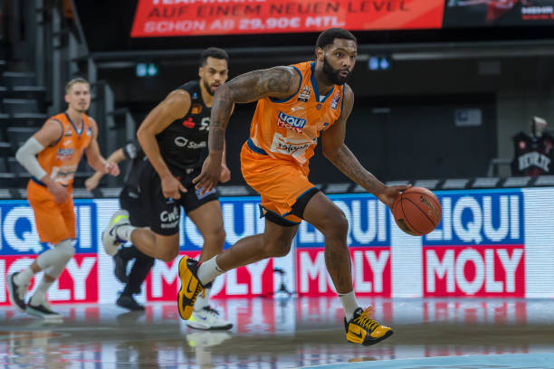 无论肤色 无论肤色